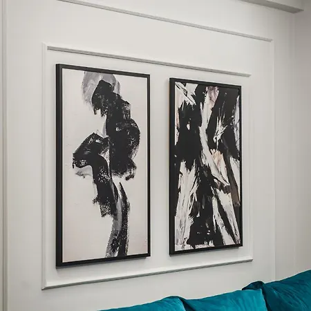 The Teal Spot By Pikhost * Tirana