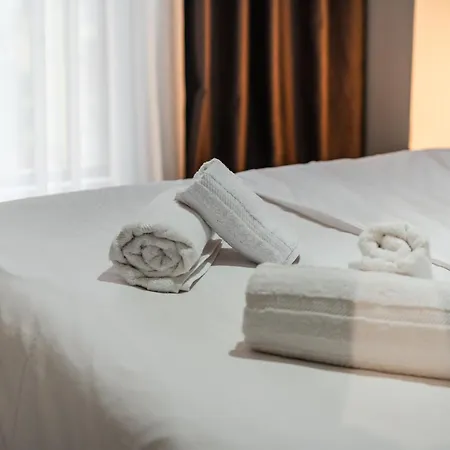 Appartement The Teal Spot By Pikhost Tirana