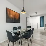 Апартаменты The Teal Spot By Pikhost