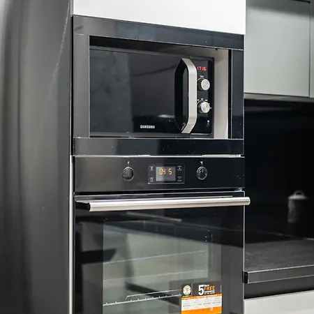 The Teal Spot By Pikhost Appartamento Tirana